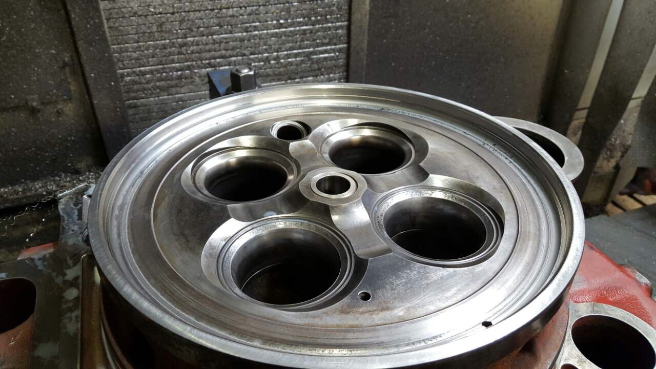 MAK 25 Cylinder Covers lower O-belt Reco